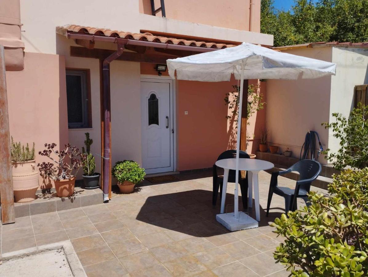 Istamos Apartment Stamni Exterior foto